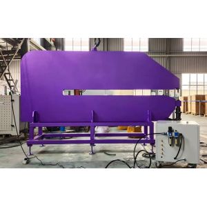 Traffic sign making riveting machine