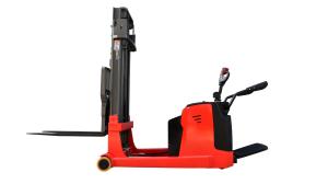 Cheap 1.0 - 1.5T Capacity Electric Pallet Stacker Standard CURTIS Series Controller With Folding Fork for sale