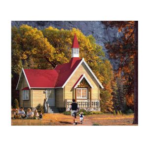 China Custom Outdoor Pine Wood Chalet One Floor With 48mm Thickness Of  Wall on sale