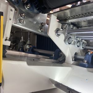 ZOLYTECH 80-350mph Industrial Quilting Machines For Mattress 11KW