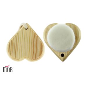 White Manual Facial Cleansing Brush With Wooden Handle And Synthetic Hair