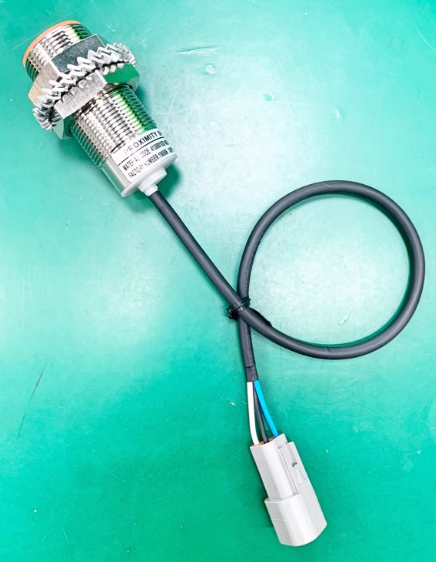 Quality J7-D10B1/DC Proximity Switch Sensor with M18 × 1 Thread Size and 10 mm Detection Distance for Non-Contact Detection wholesale