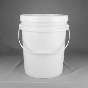 20L Plastic Stackable Buckets with Lids