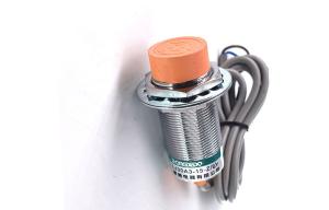 Cheap Normally Open Waterproof Proximity Switch , Inductive Prox Sensor PNP DC for sale