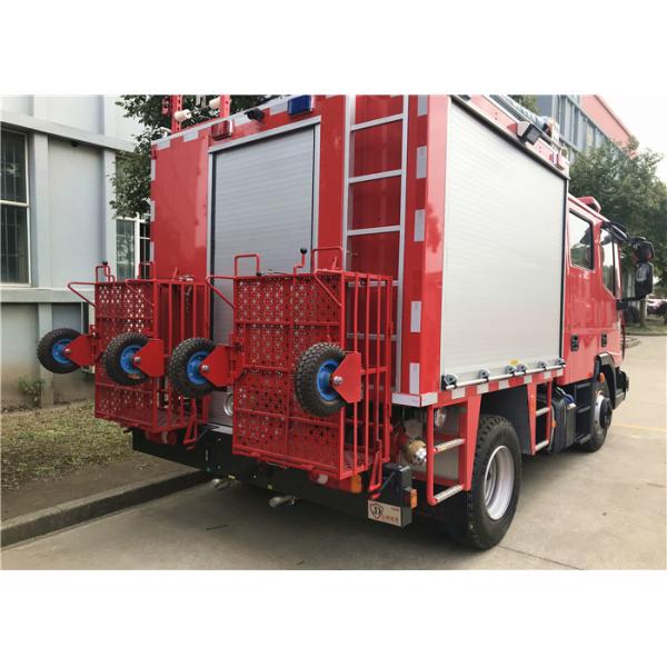 Quality 5 Seats 4×2 Driving 2700L Foam Fire Truck with FIAT IVECO ML 100E22 Chassis wholesale