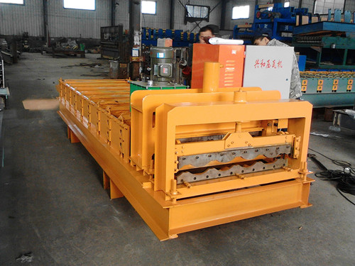 Quality Glazed Color Roof Tile Roll Forming Machine wholesale