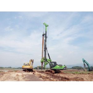 150 KN.M 52m Depth Hydraulic Piling Rig Pile Driver Machine 1500mm Drilling