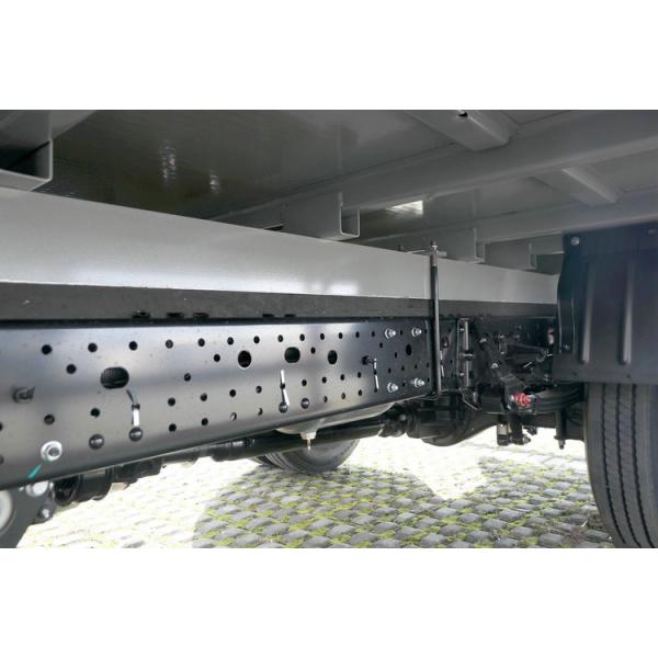 Cheaper Price Good Quality New Model JMC Van Truck for Sales