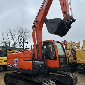 DL06 Engine Model Doosan Crawler Excavator Advanced Hydraulic System and power