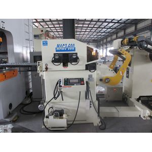 High Speed Steel Coil Uncoiler / Automobile Stamping Punch Servo Feeder