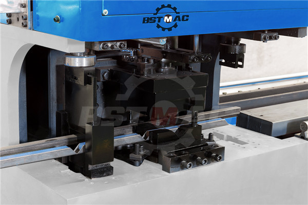 C Channel Steel CNC Tube Punching Machine 90 Degree Bending Hydraulic Punch