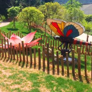 China Shape Customized Animatronic Giant Bee Statue High Density Foam on sale