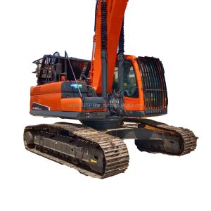 DOOSAN DX300 Excavator with Original Hydraulic Pump and 159kw Power Good