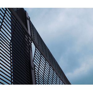Anti Climb Galvanized Steel Wire Prison Mesh 358 Security Fence