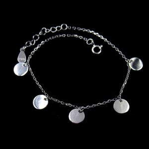 Minimalist Style Silver Charm Bracelet Jewelers With Sequins Design