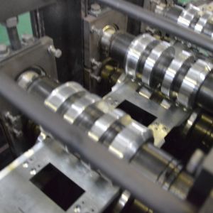 Customized C Shape U Stud And Track Roll Forming Machine Galvanized steel frame