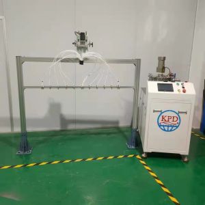 PU Sandwich Panel Cold Panel Spraying Machine