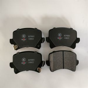 China D1082 American Disc Brake Pads Ceramic Rear Brake Pads For Mustang EC30 on sale
