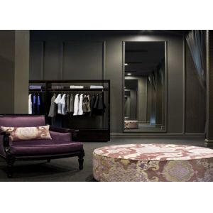 Man Brand Clothing Display Showcase High End With Triangle Landing Support