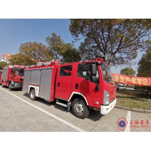 China Stainless Steel Foam Fire Truck With Pump Monitor 2500L 10 Ton on sale