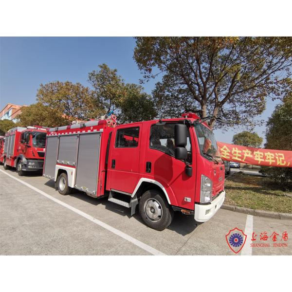 Quality Isuzu Chassis 4x2 Drive Commercial Fire Engine equipped with Pump Flow Rate 30 L/s wholesale