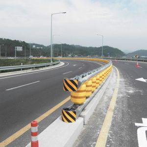 Anti-corrosion Expandable Highway Roller Barrier with Standard AASHTO M-180