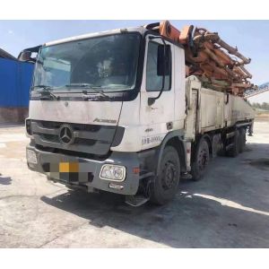 Max.Theory Output 140 M3/H Concrete Pump Zoomlion 52 Meter Truck Mounted