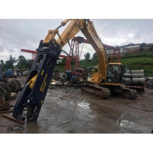 China BY-CS350RT Hydraulic scrap metal shears for 30-40T excavator used/Demolition Attachments/made by china on sale