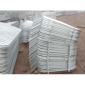 Cheap Crowd Control Barriers For Pedestrian, Removable Fence , Portable Fence Available in Any Size Contact us for sale