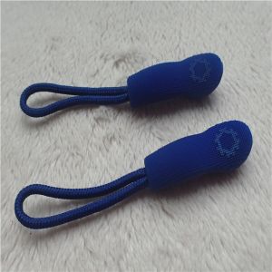 Radian Blue Rubber Zipper Puller With Anti - Slip Dots Smooth And Durable