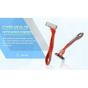 Pivoting Head Triple Blade Disposable Razor , Men'S Triple Blades Razors