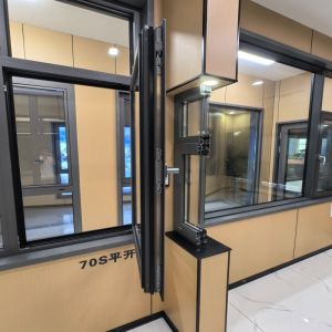 NFRC Certificated Modern Design Aluminum Casement Window with Powder Coating and