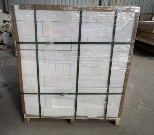 Quality 99.2% Al2O3 Alumina Bubble Bricks High purity Insulating Firebrick wholesale