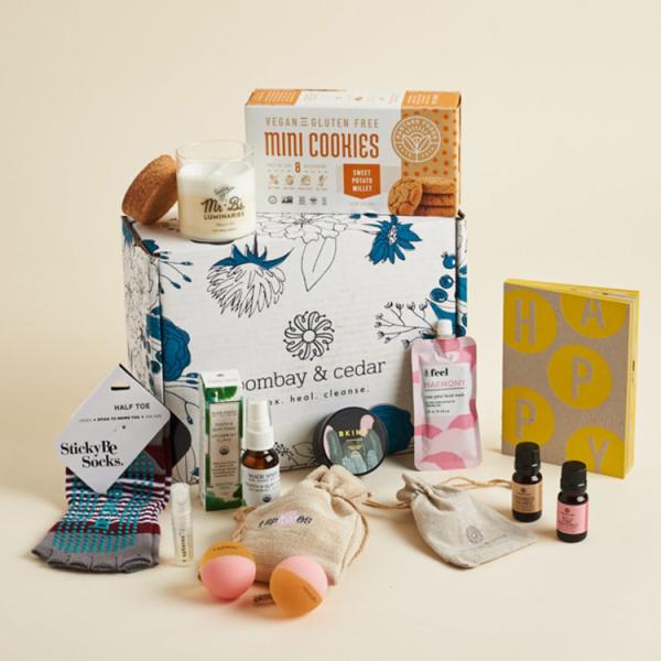 Pantone Color 180g Corrugated Carton Box For Clothes