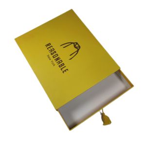 Custom Logo Printing Paperboard Yellow Pull Out Sliding Drawer T Shirt Packaging