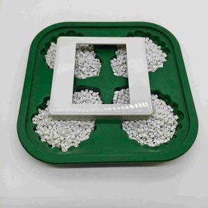 Anti Vibration High Impact Polycarbonate Granules V0 For LED Street Lights