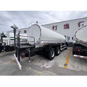 China Sinotruk HOWO 6x4 Water Tank Truck With High Pressure Flush Function High efficiency on sale