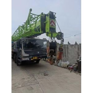 Used Zoomlion Truck Crane 50t With Tyres 12.00-20 Engine Model WP9H336E50