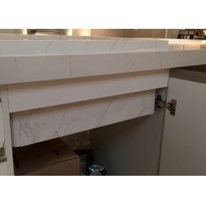 Cheap Kitchen Countertop Artificial Quartz Stone Honed Or Polished Quartz Non Slip for sale