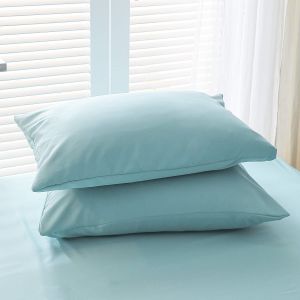 200TC Polyester Bedding Set 1 Fitted Sheet and 2 Pillowcases for a Good Night's