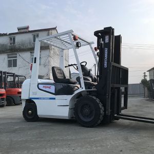 Used TCM 2.5 Ton Forklift Diesel Engine Strong Pump TCM Forklift 3 Ton Technical