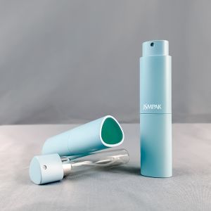 Wholesale Triangle Shape 8ml Twist up Refillable Plastic Atomizer Mini Travel