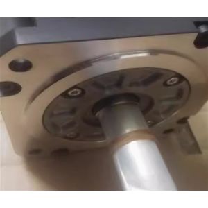 Mitsubishi HF-SP81 Servo Motor HFSP81 New AC Servo Amplifier