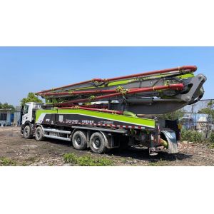Semi-Dry Shotcrete Ready-Mix Concrete Pump Truck with Zoomlion 56meter Used Pump