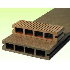 China 400KG/H WPC Decking Machine on sale