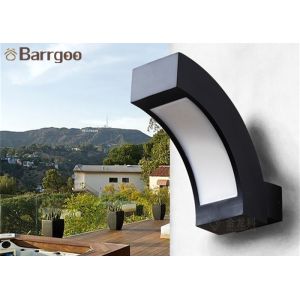 Decorative Vertical 10W Waterproof LED Outdoor Wall Lights For Garden Using