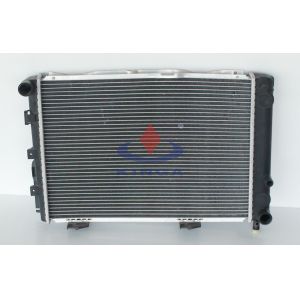 High cooling efficiency auto repair radiator Of BENZ W124 / 200D / 250 TD 1984 1993 MT