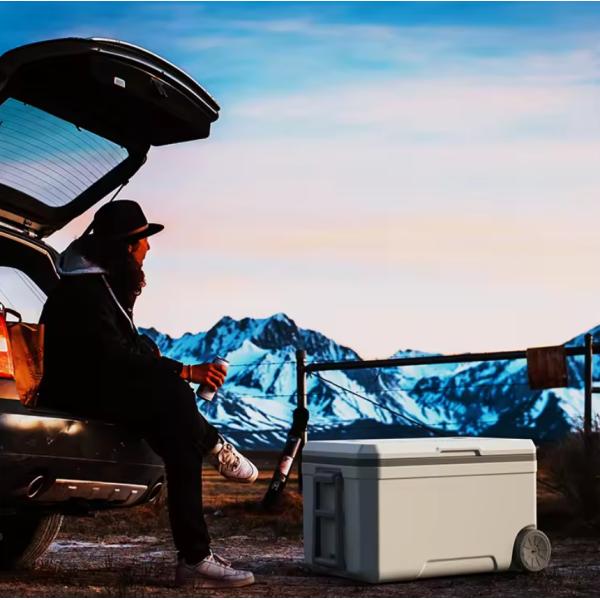 Outdoor Thermal Insulation Ice Cooler Box with 120L Capacity and Keeps Cold More