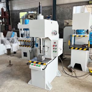Home Applications Y41-30T CNC Precision Small Vertical Hydraulic Press with 4kW