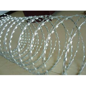 Galvanized Steel High Tensile Barbed Wire Bto 22 Spiral Blade 14 Gauge